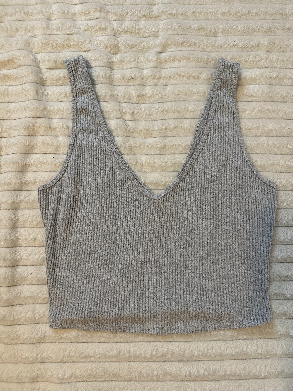 Abercrombie & Fitch Gray Ribbed V-Neck Cropped Tank